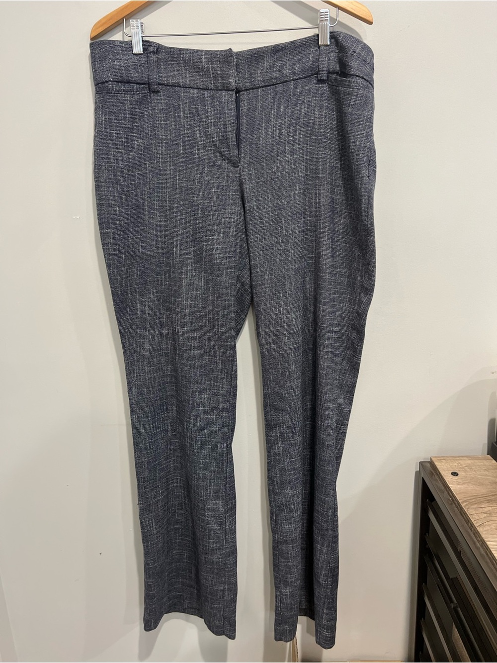 7th Avenue womens trousers size  14 Tall textured gray business casual classic